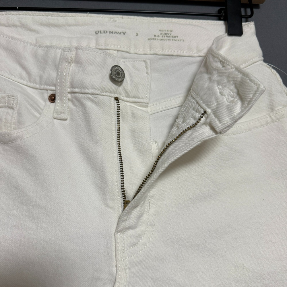Old Navy Curvy OG Straight Jeans Womens Sz 2 White High Rise Raw Hem Y2K Coastal - Picture 8 of 11